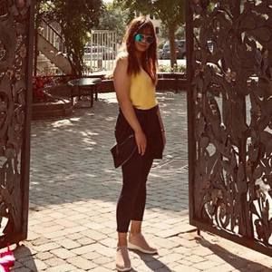 Meet your Posher, Michelle